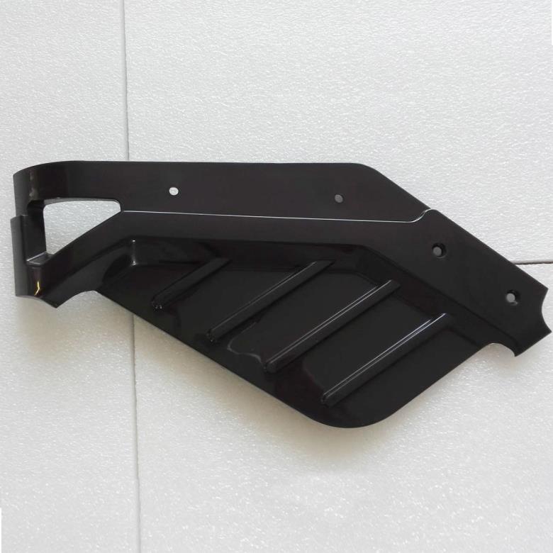 Start: Left bodywork (black)